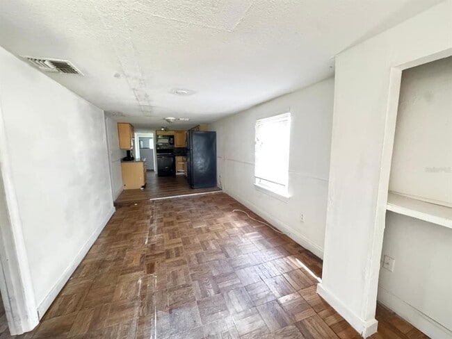 Photo - 224 10th Ave