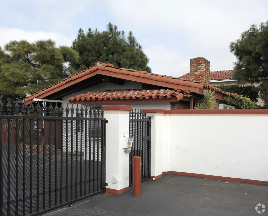 Photo - Trade Winds Mobile Home Park