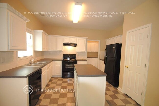 Photo - 3740 Cranford Dr SW