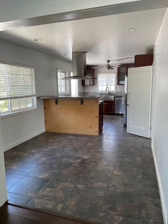 Photo - 224 South Edward Avenue