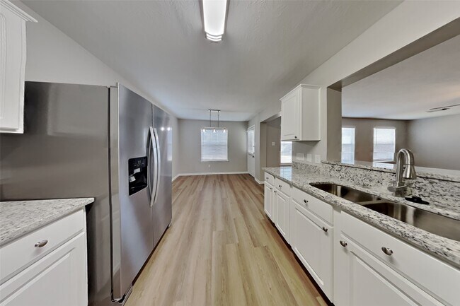 Photo - 4818 Twisting Rd