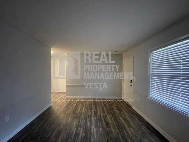 Photo - 406 Russell Pkwy Unit 8