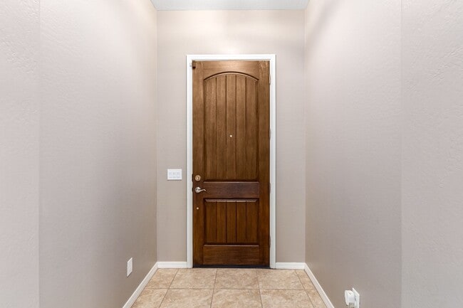 Photo - Rare opportunity to lease a house of this ...