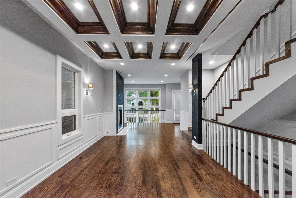Photo - 1838 W Erie St (Chicago, IL)