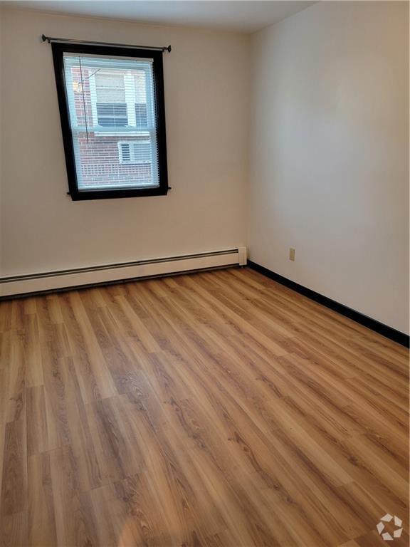 Building Photo - 2160 Mineral Spring Ave Unit 2-3 Rental