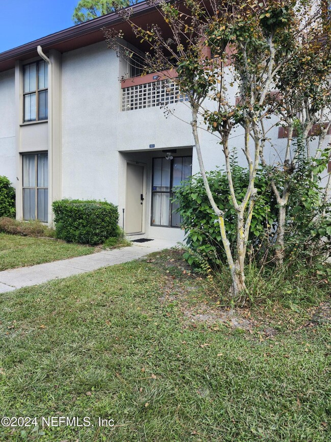 Photo - 103 Branch Wood Ln Condo Unit 103