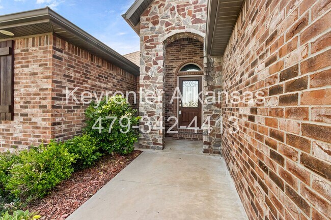 Photo - Come home to this stunning 4 bed/2 bath split floorplan home in Centerton!
