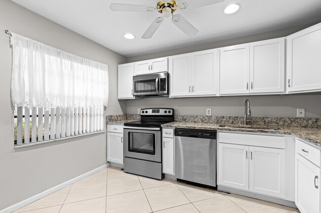 Photo - 9270 Vista Del Lago Unit E27