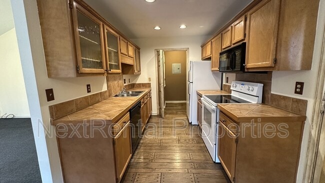 Photo - 343 Audubon Cir