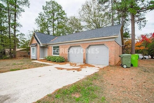 Photo - 1704 Westchester Dr