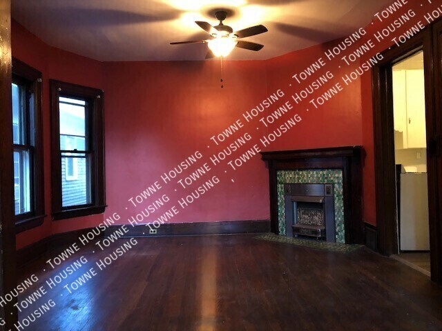 Photo - 527 Massachusetts Ave Unidad Upper Front