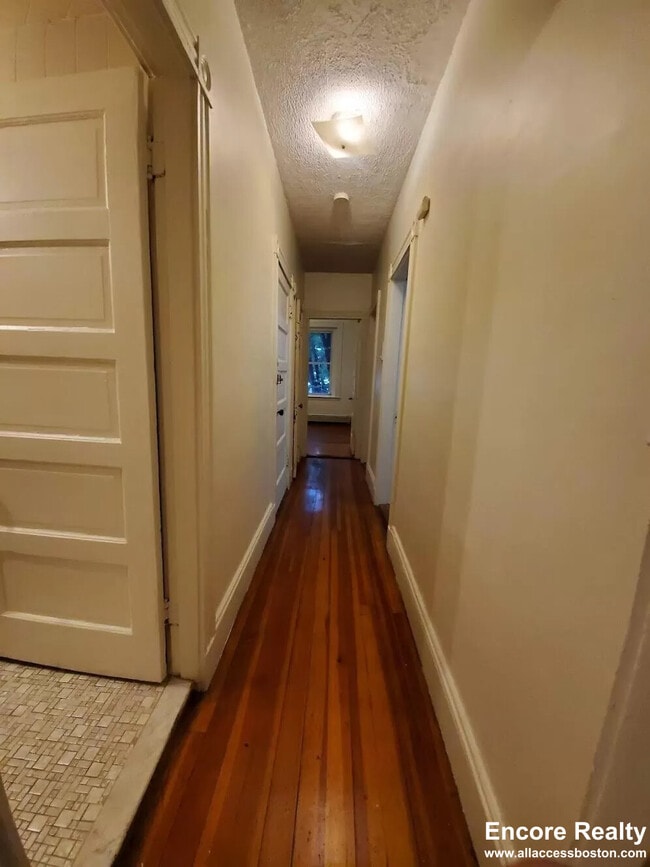 Photo - 9 Fulkerson St Unit 1