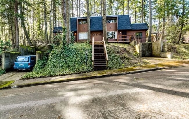 Photo - 3 bedroom 2 bathroom duplex in South Eugene!