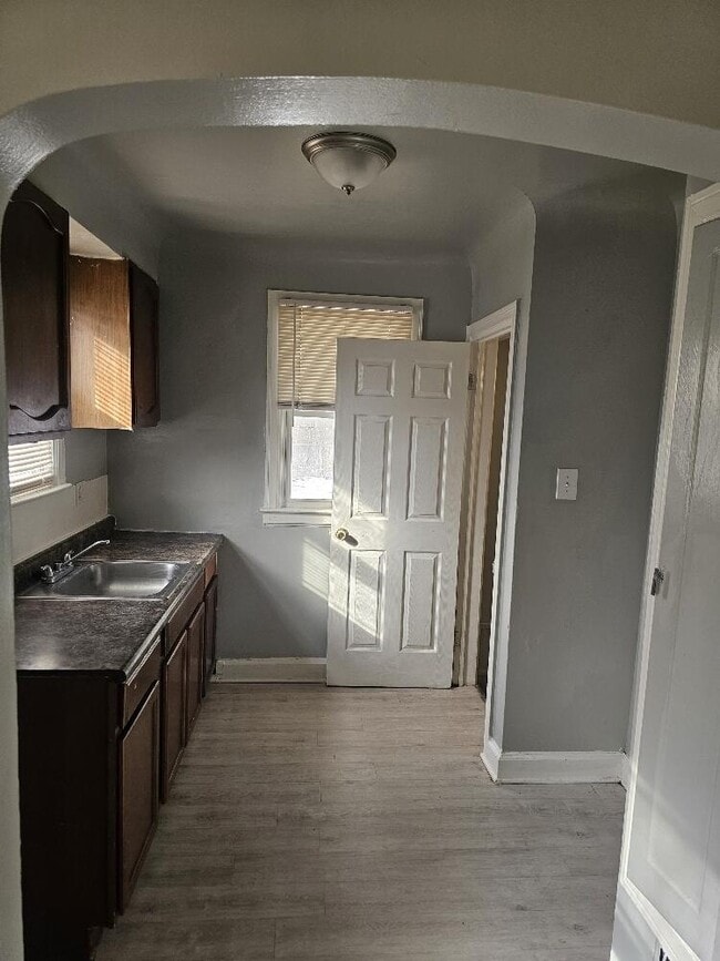 Photo - 16505 Stansbury Ave