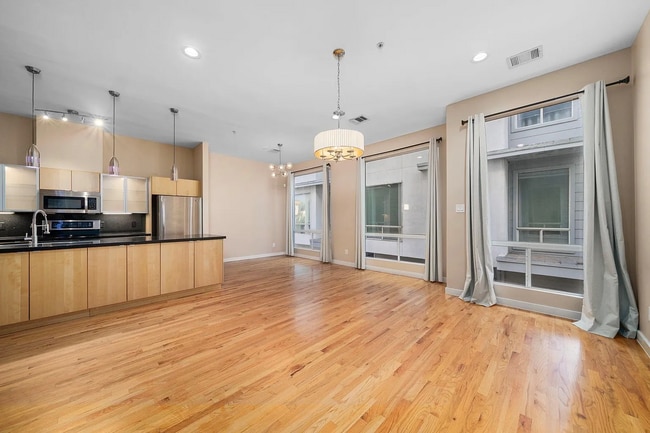 Photo - 5710 Winsome Ln