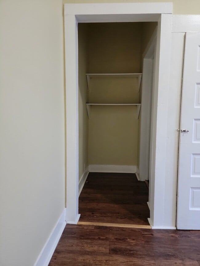 Photo - 101 N 11th Ave