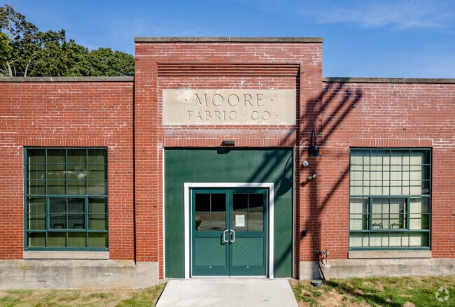 Randall Street Entrance