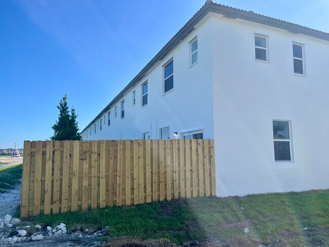 Photo - 2776 SE 26th Ave