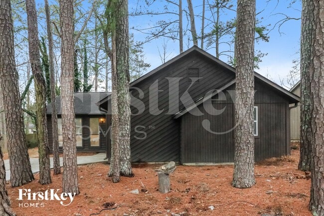 6911 Hickory Log Rd