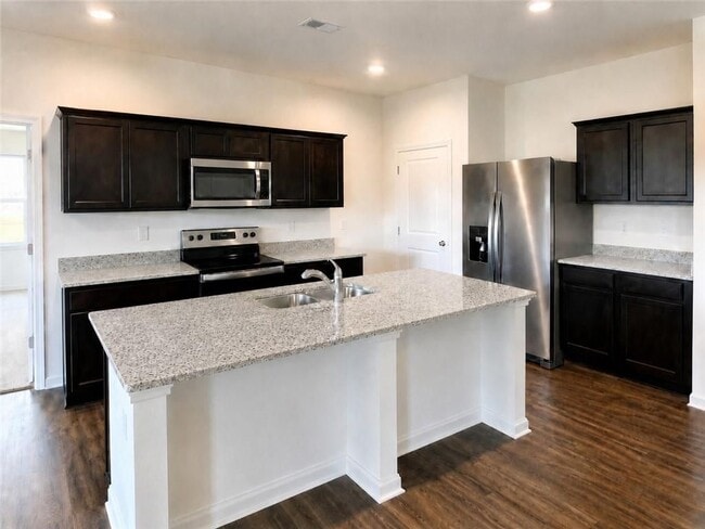 Photo - 408 Nola Ct NW