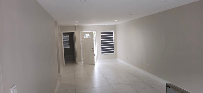 Photo - 12193 SW 10th St