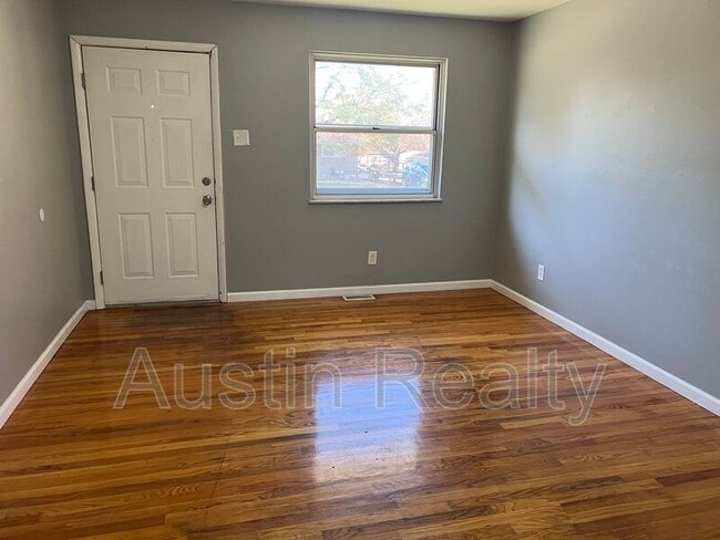 Photo - 4222 Wright Ave