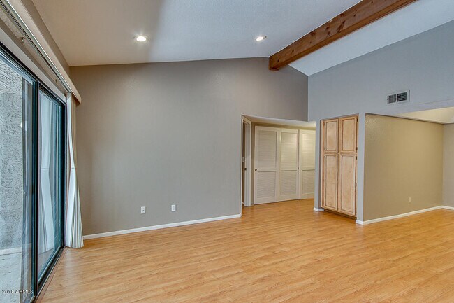 1905 E University Dr Unit 233