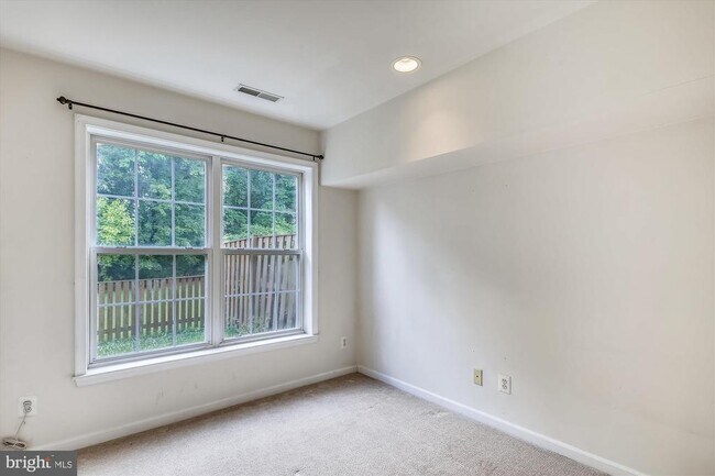 Photo - 5413 Summer Leaf Ln