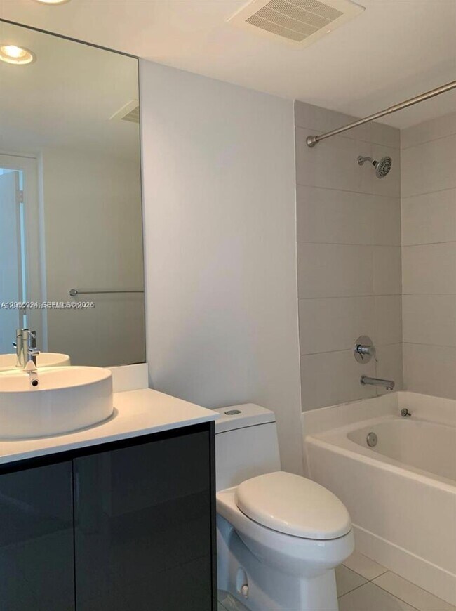 Photo - 31 SE 6th St Unit 2705