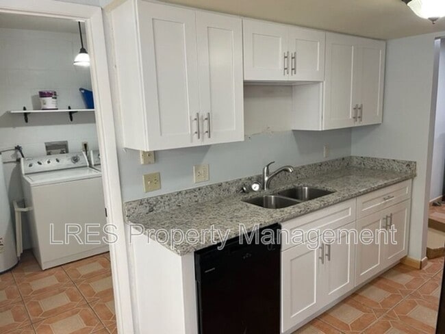 Photo - 4587 Lighthouse Cir