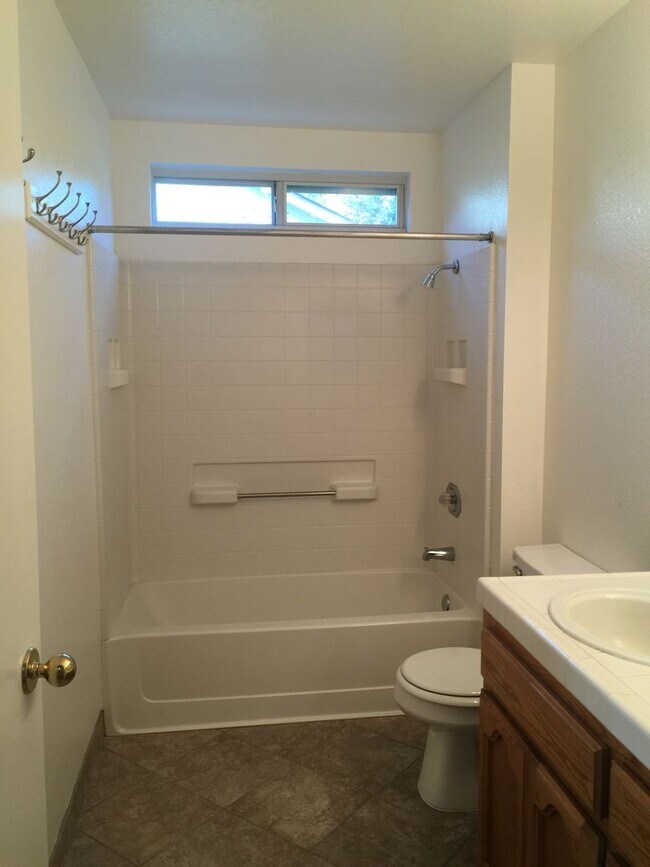 Photo - 3 Bedroom Home