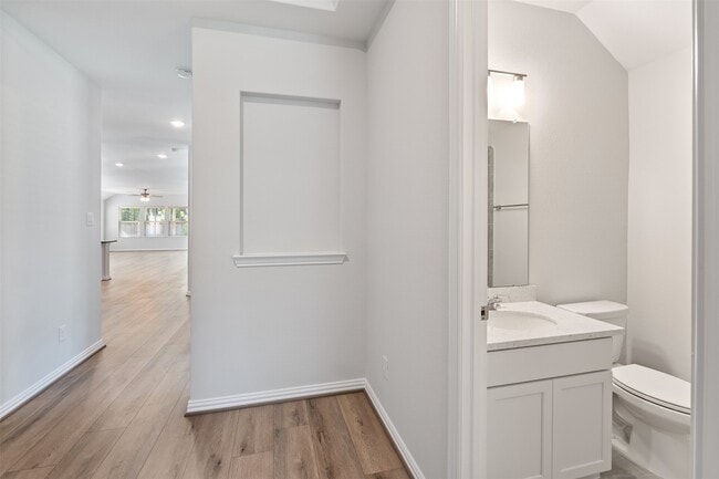 Building Photo - 106 Violet Carson Ct