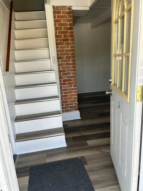 Photo - 87 N High St