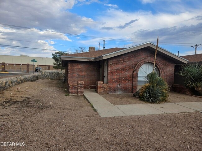 Building Photo - 946 Montera Rd Rental