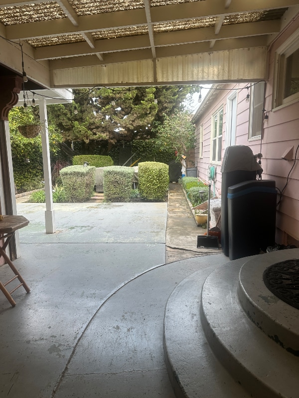 Photo - 303 E Park Ave