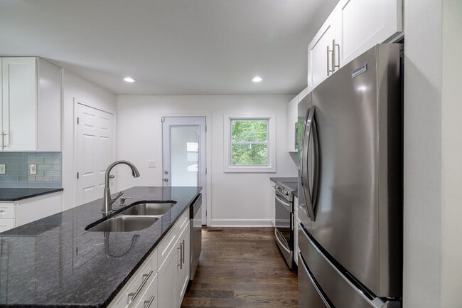 Photo - 2065 W Flat Shoals Terrace