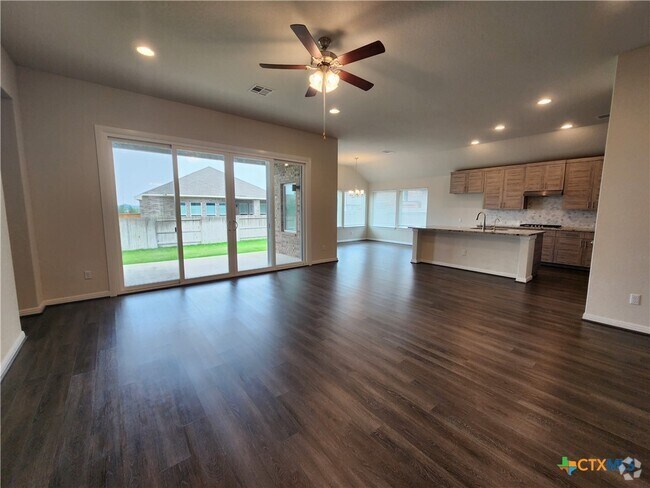 Building Photo - 2209 Hoja Ave Rental
