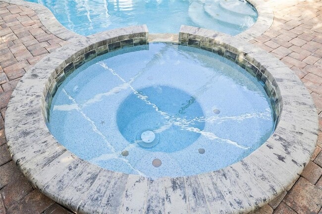 Photo - 3730 Crandon Rd