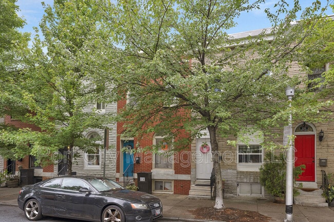 Photo - 22 N Potomac St