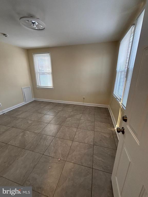 Photo - 2820 Pomeroy Rd SE Unit 2