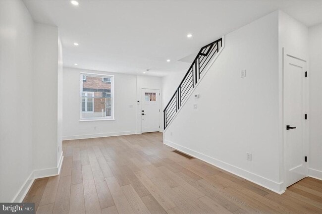 Photo - 1512 N Newkirk St