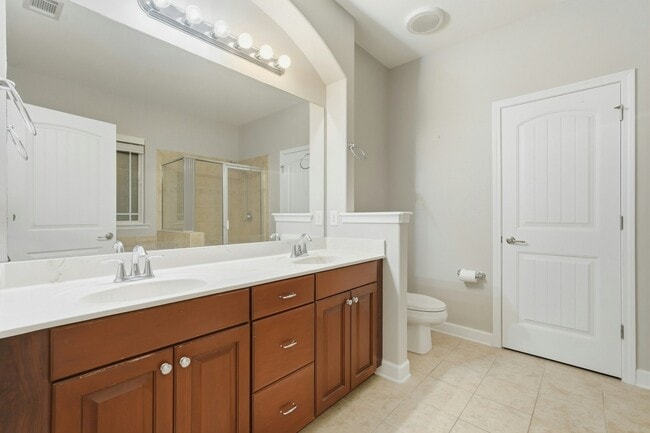 Photo - 218 Byron Dr House