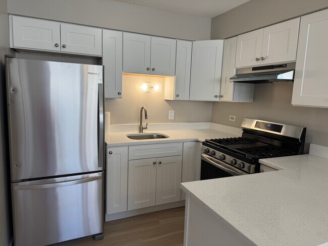 Photo - 7033 W 99th St