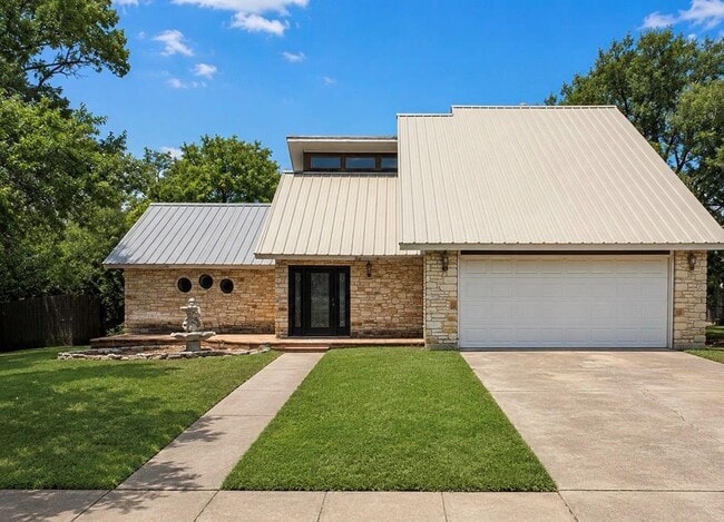 Building Photo - 302 Meadow Creek Dr