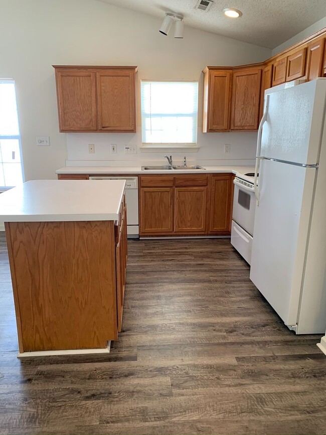 Photo - 1480SF 3BR 2BA