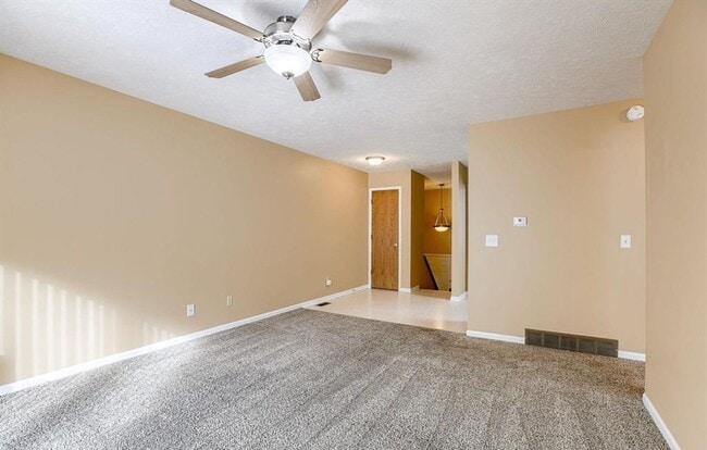 Photo - Townhome Available in Bellevue