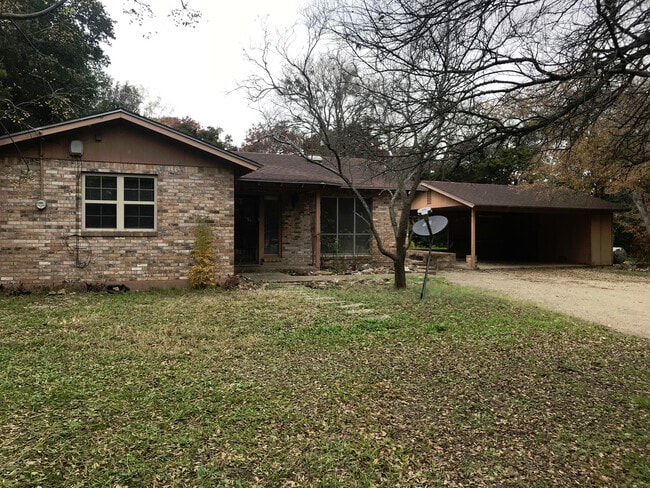 Building Photo - 13001 Woodway Dr