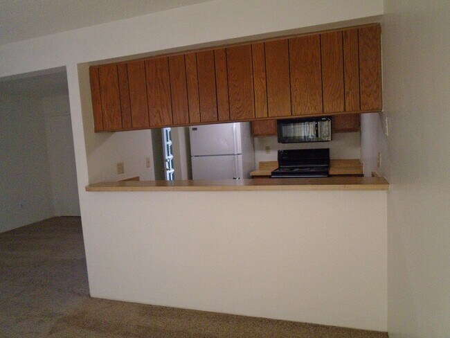 Photo - REAL RD. 105, UNIT H Unidad H