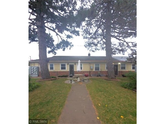 Photo - 656 Cleveland Ave S