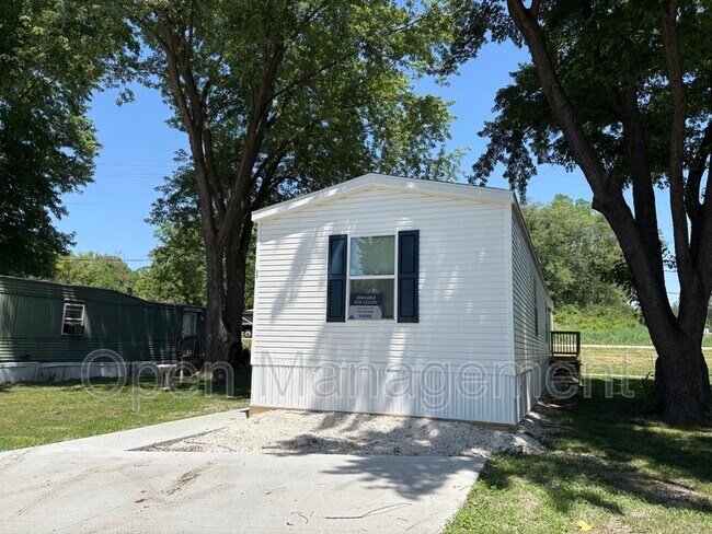 Photo - 1400 Cleveland Rd